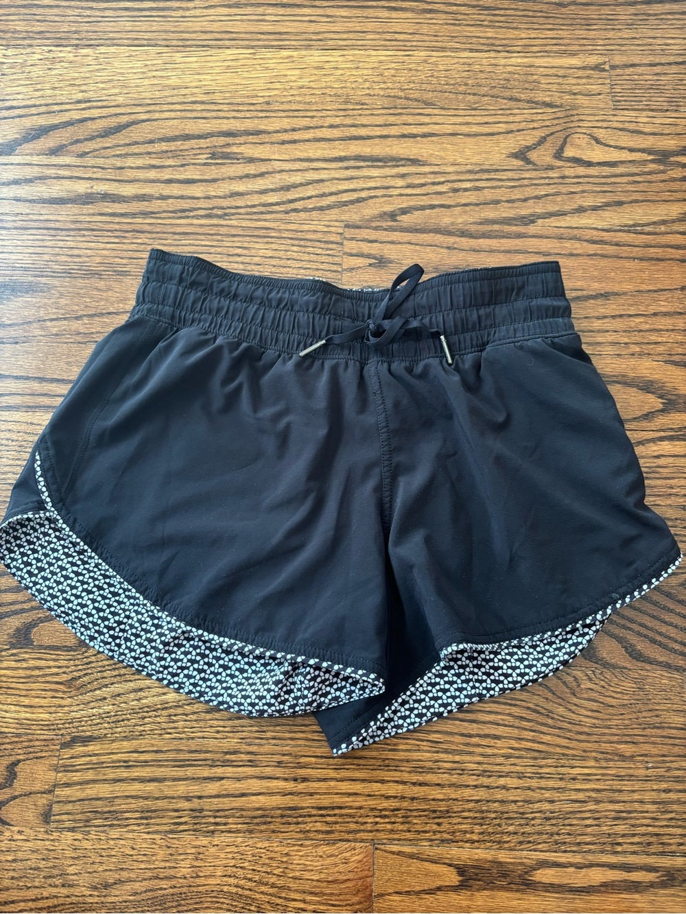 Lululemon athletics RARE reversible shorts